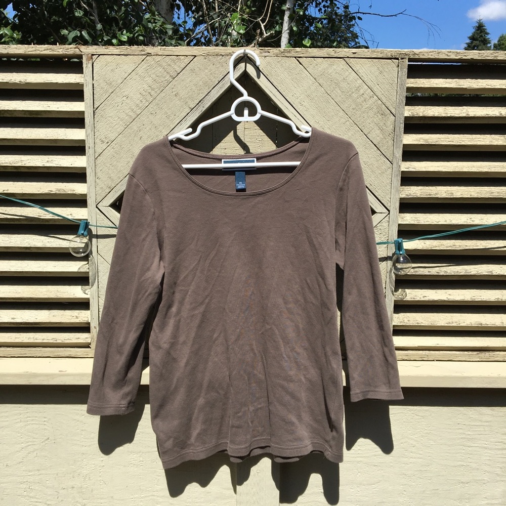 brown top